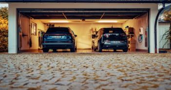 Erfolgsfaktoren für die Zukunft: Fünf Expertentipps zur erfolgreichen Elektrifizierung Ihrer Fahrzeugflotte Effizient und umweltfreundlich: Fünf bewährte Strategien für die Elektrifizierung Ihrer (Foto: Envision Digital)