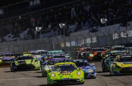 ADAC RAVENOL Nürburgring Langstrecken-Serie startet spektakulär in der (Foto: Nürburgring 1927 GmbH & Co. KG)